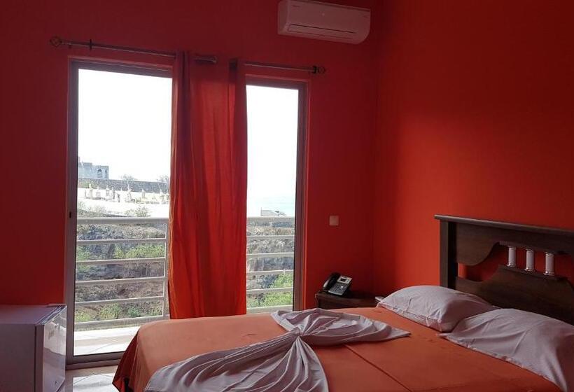 اتاق استاندارد, Ocean View & Restaurante Seafood