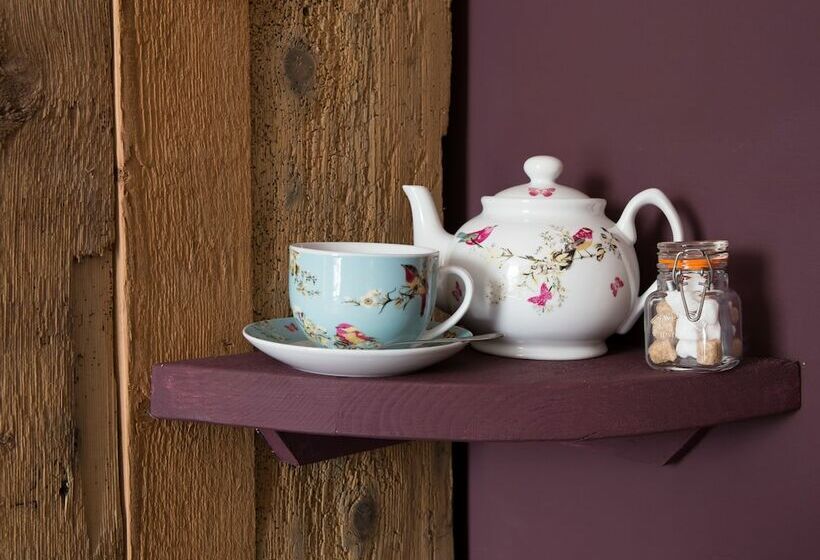 标准间, The White Hart