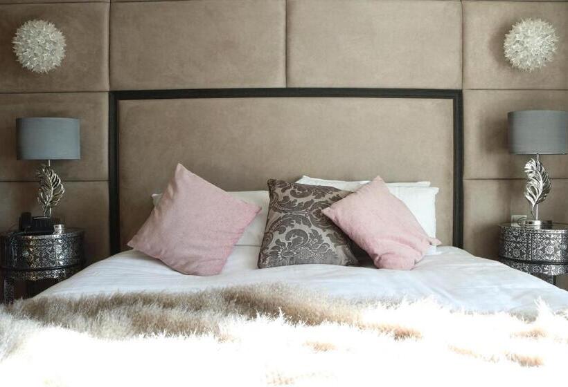 标准间, The White Hart