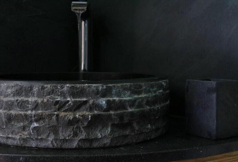 高级大房间, The White Hart