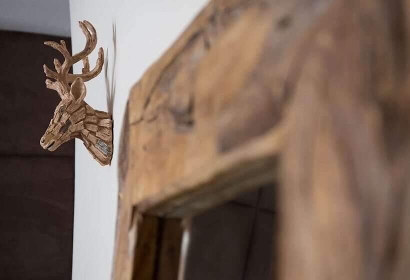 标准间, The White Hart