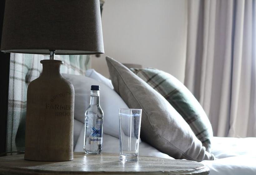 标准间, The White Hart