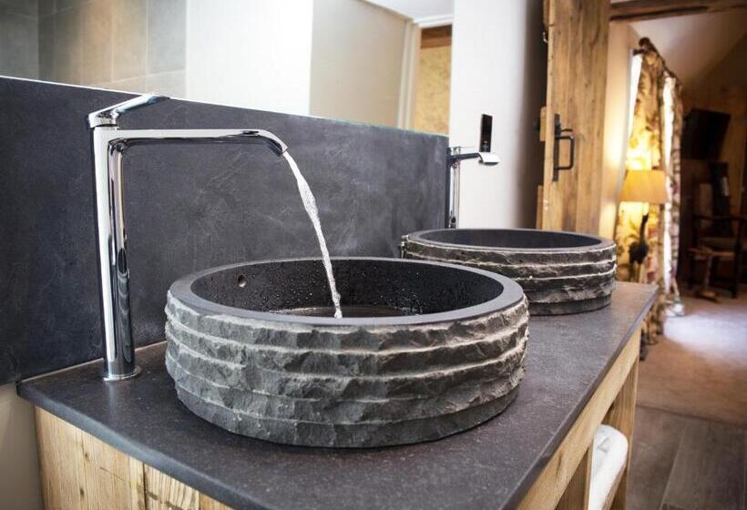 高级大房间, The White Hart