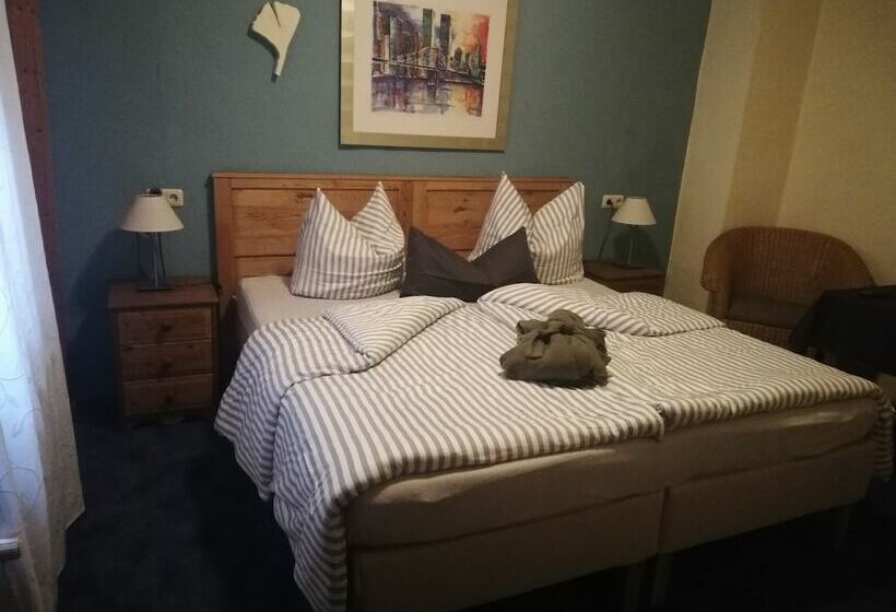 スタンダードルーム, Zum Ginkgobaum