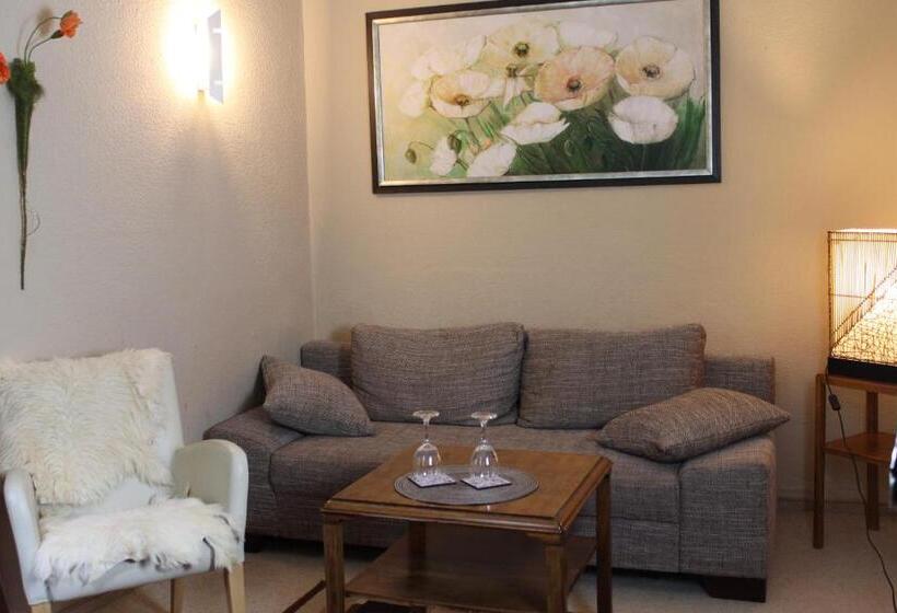 1階の1ベッドルームアパートメント, Zum Ginkgobaum