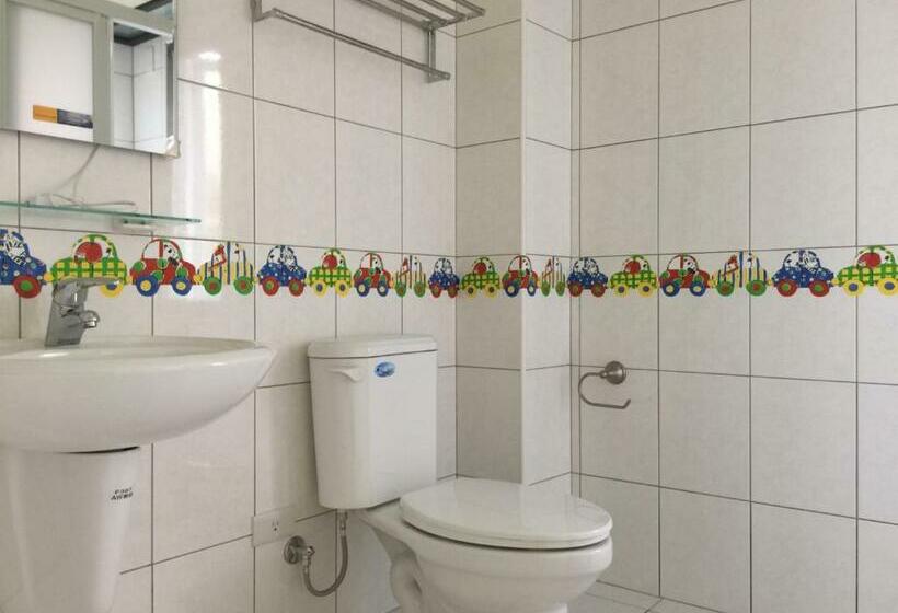 اتاق استاندارد با چشمانداز باغ, Love B&b