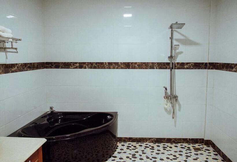 Deluxe room with river view, Truong Xuan Resort