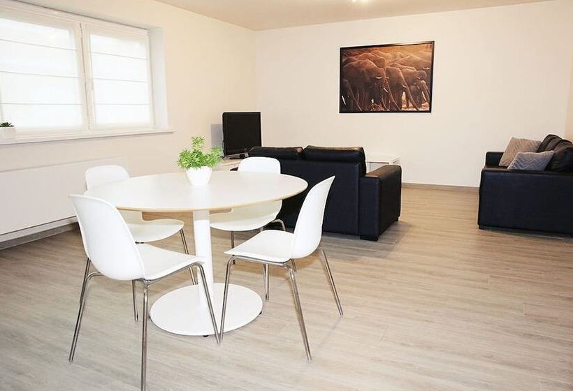 Studio Familiare, B&b Intermezzo