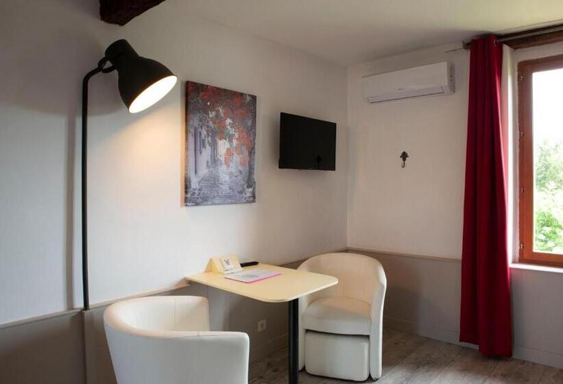 Номер Стандарт Вид на Сад, Residence La Salamandre