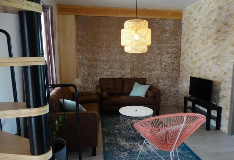1階の1ベッドルームアパートメント, Residence La Salamandre