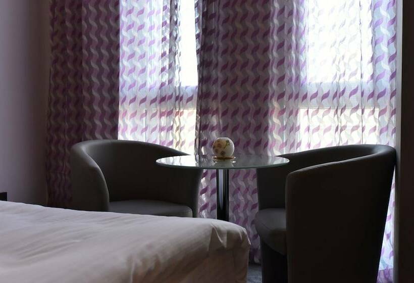 标准间, Best Boutique