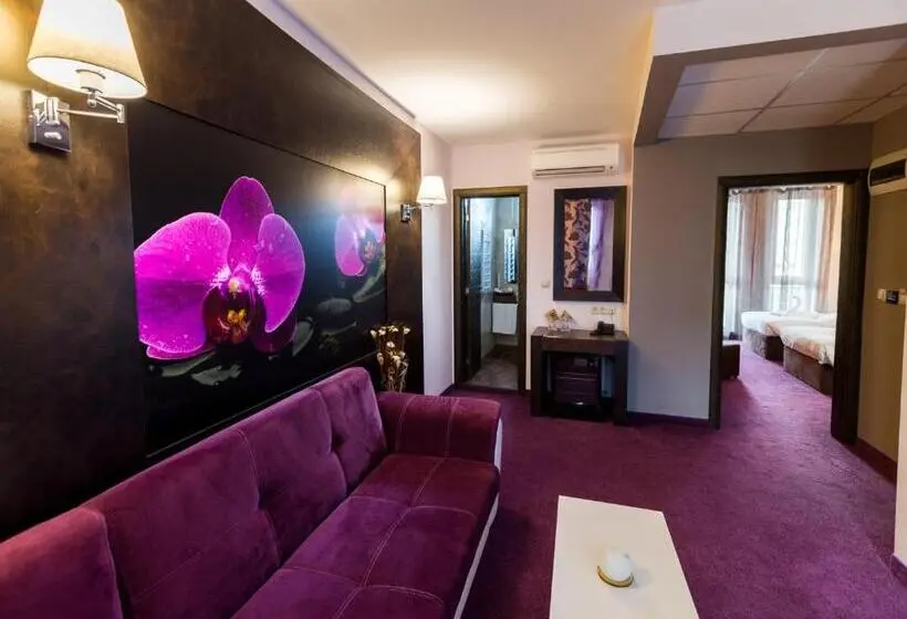 آپارتمان 1 خوابه, Best Boutique