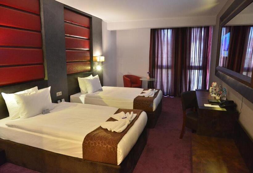 标准间, Best Boutique