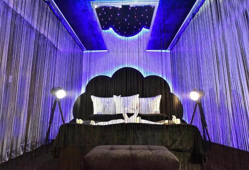 带1个卧室的高级公寓, Best Boutique