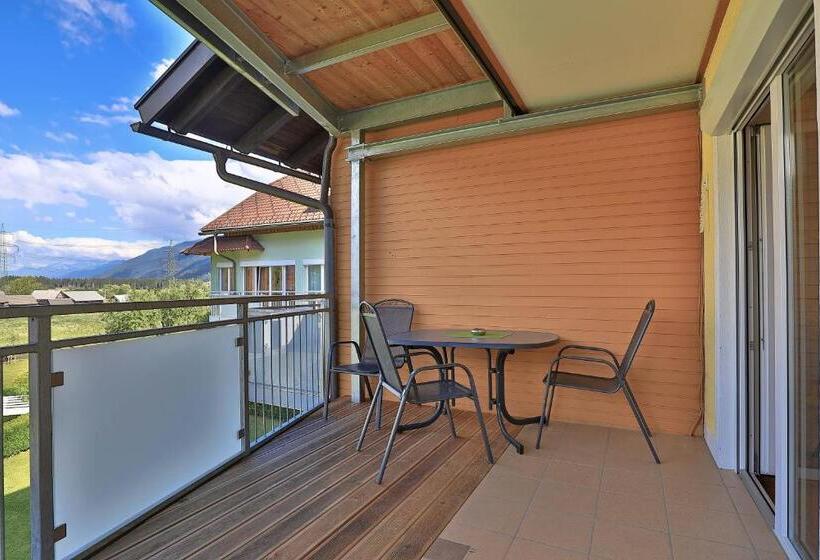 חדר סטנדרט נוף לגינה, Garni Zerza