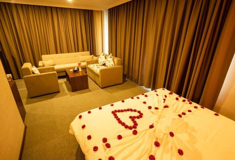 Студио Стандарт Кровать Кинг, Halwachy