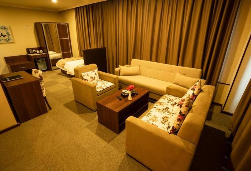 Студио Стандарт Кровать Кинг, Halwachy