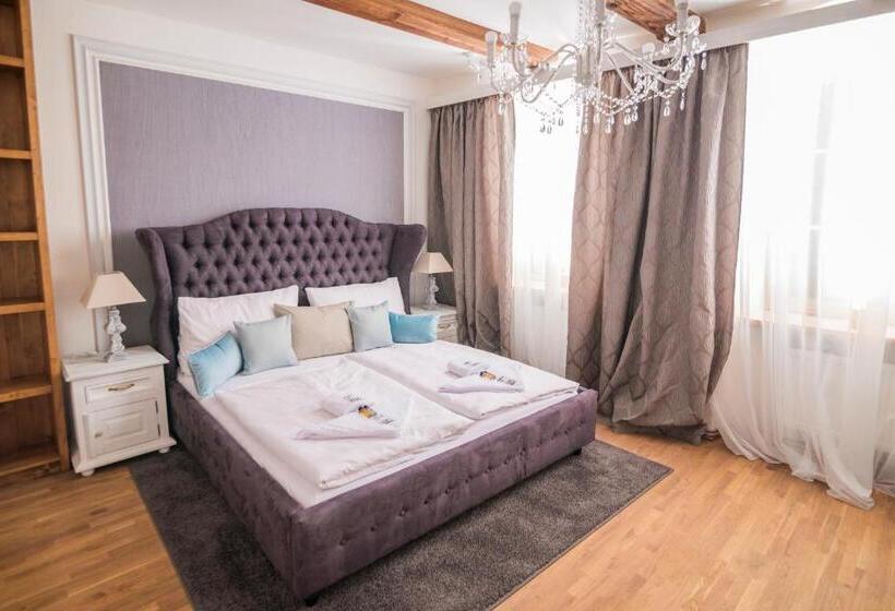 Quarto Deluxe, Krumlovska Pohadka
