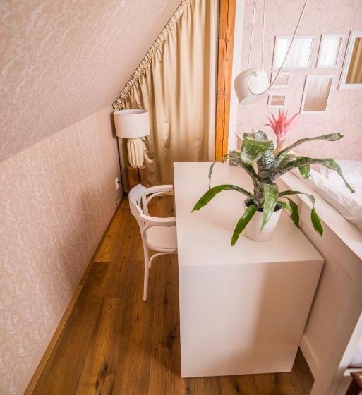 Quarto Deluxe, Krumlovska Pohadka