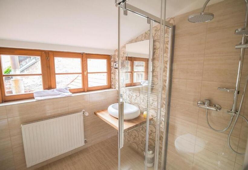 Quarto Deluxe com Sacada, Krumlovska Pohadka