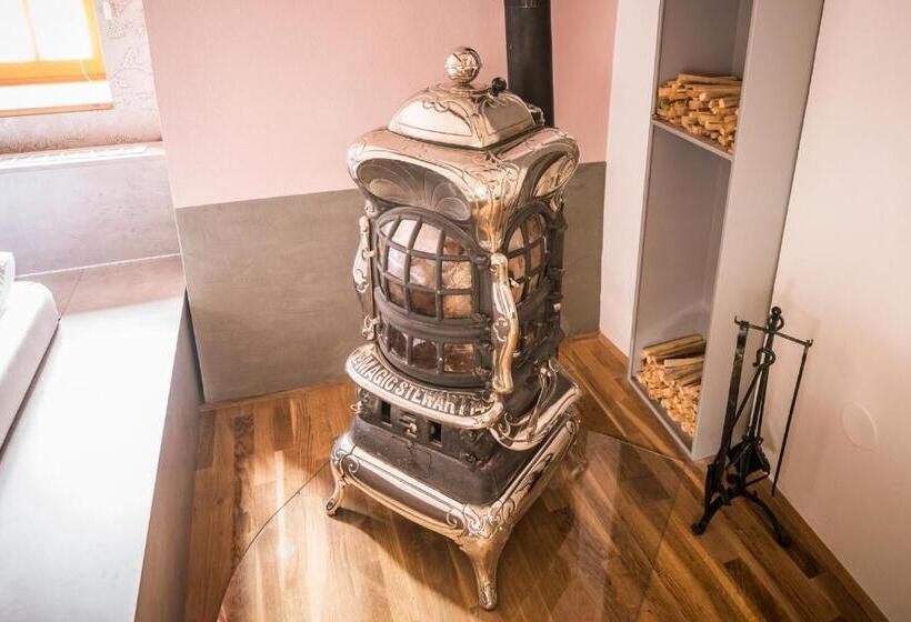 Quarto Deluxe com Sacada, Krumlovska Pohadka