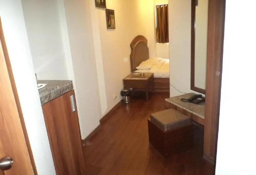 デラックスルーム, Lords Eco Inn Gandhidham