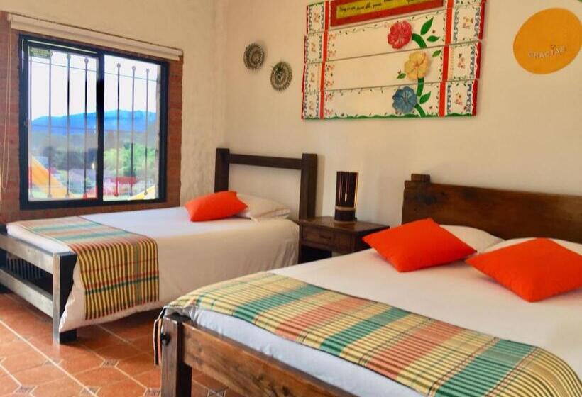 اتاق استاندارد سه نفره, Mamatina