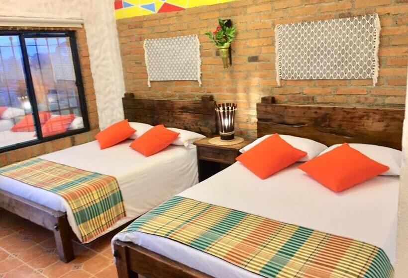 اتاق استاندارد سه نفره, Mamatina