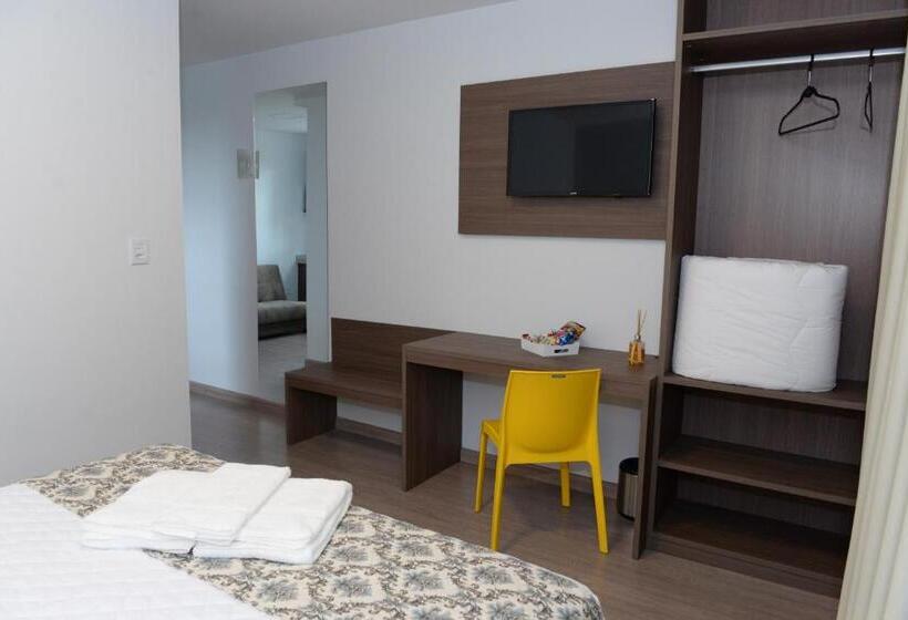 标准间, Solar Do Parque