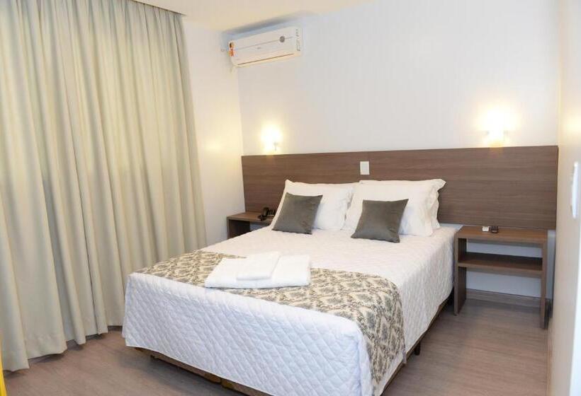 标准间, Solar Do Parque