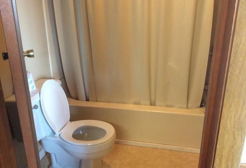 Номер Стандарт, The Royal Inn