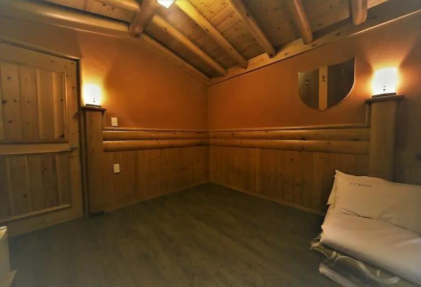 Standard-huone, Pine Motel