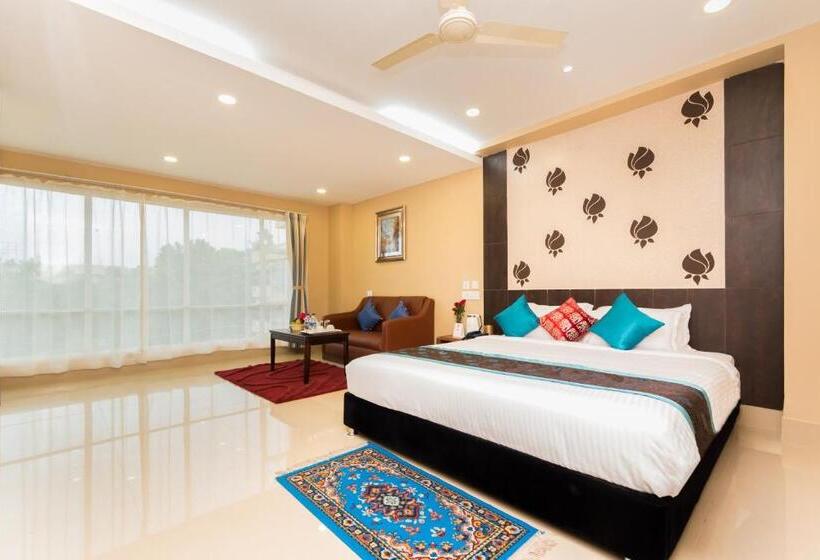 Standardrum King Size Säng, Central Park, Siliguri