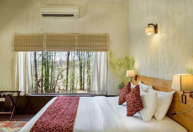 디럭스 룸, The Riverwood Forest Retreat Pench