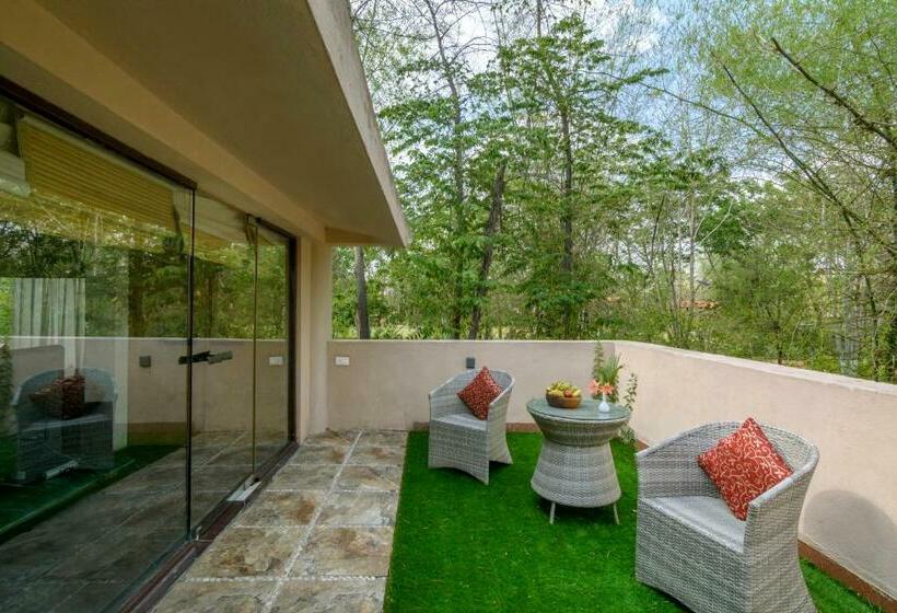 디럭스 룸, The Riverwood Forest Retreat Pench