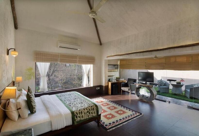 デラックスルーム, The Riverwood Forest Retreat Pench