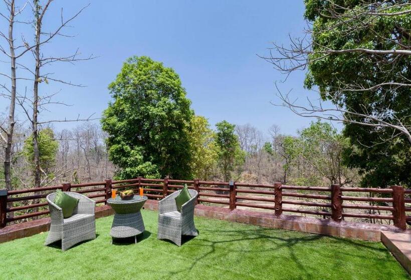 Deluxe room with river view, The Riverwood Forest Retreat Pench