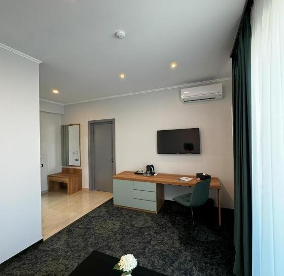 סוויטה עם מרפסת, Vila Turistică D Eric