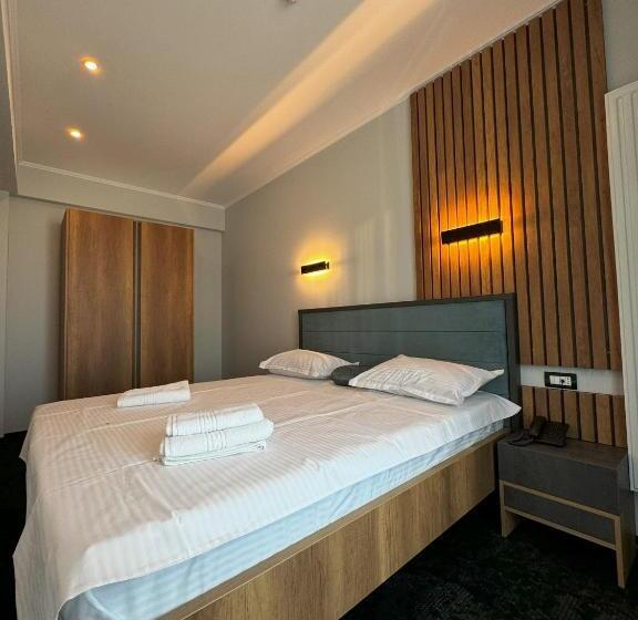 סוויטה עם מרפסת, Vila Turistică D Eric