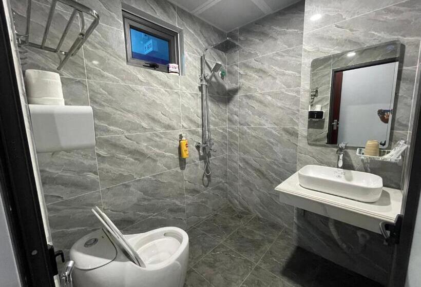 اتاق استاندارد با چشم‌انداز کوهستان, Nhu Y Hotel Ha Giang