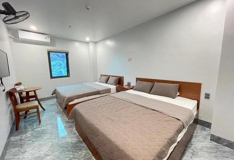 اتاق خانوادگی با چشم‌انداز کوه, Nhu Y Hotel Ha Giang