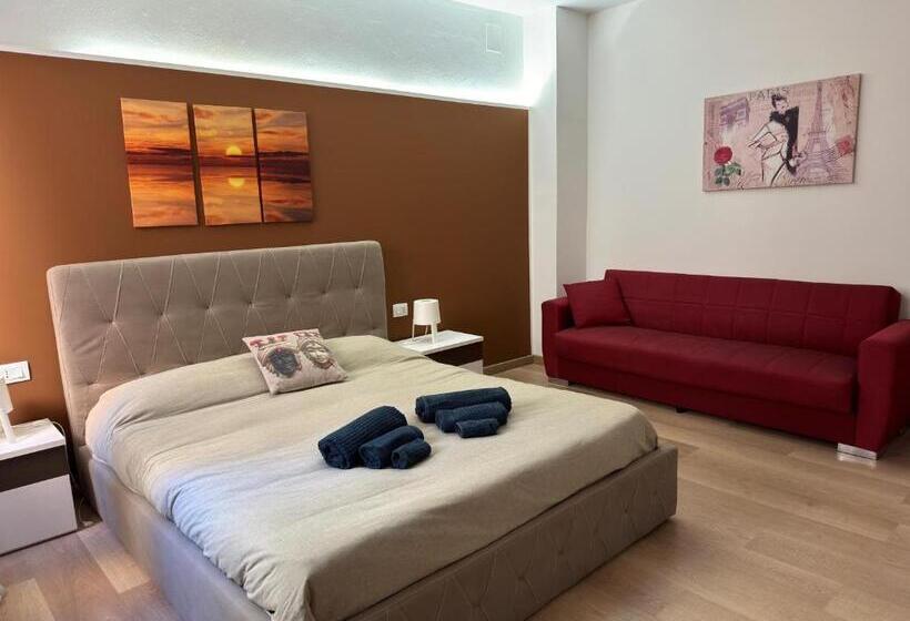 Studio Standard, Casetta Silù