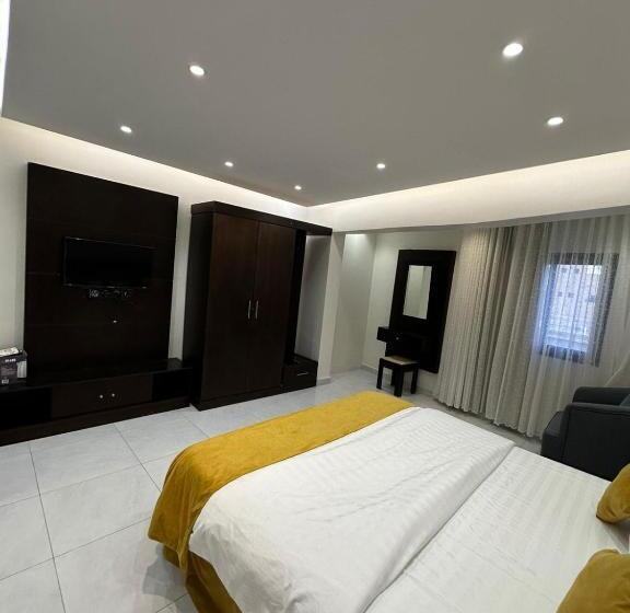 استودیو استاندارد با تخت کینگ, استديو عصرى