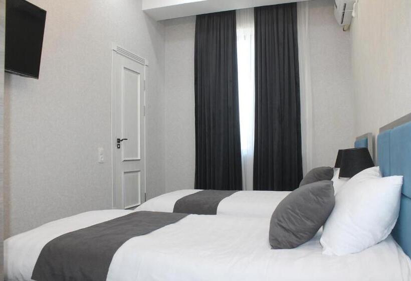 Chambre Standard, Merhaba