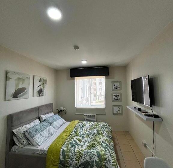 استودیوی استاندارد, Mush Room Living