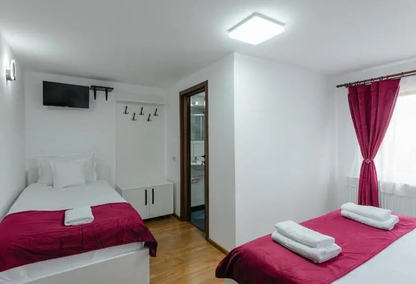 スタンダードトリプルルーム, Casa Perla Vlădesei