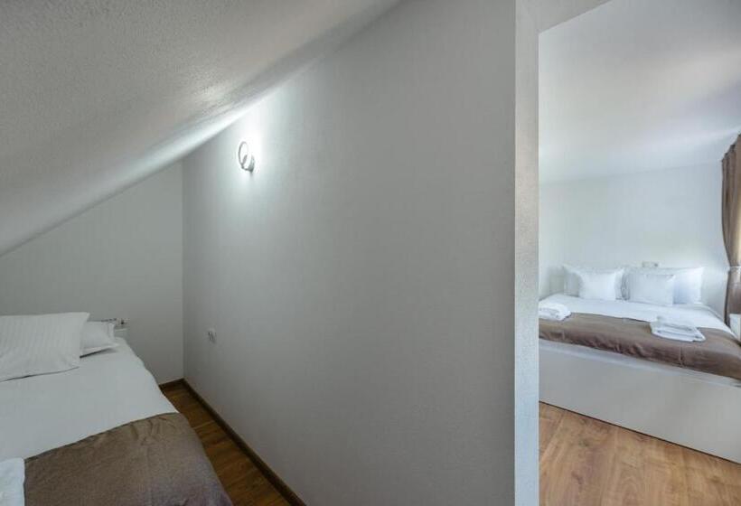 منزل غرفة نوم واحدة, Casa Perla Vlădesei