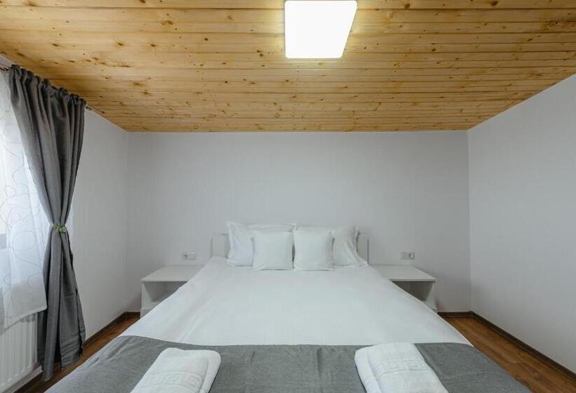 منزل غرفة نوم واحدة, Casa Perla Vlădesei