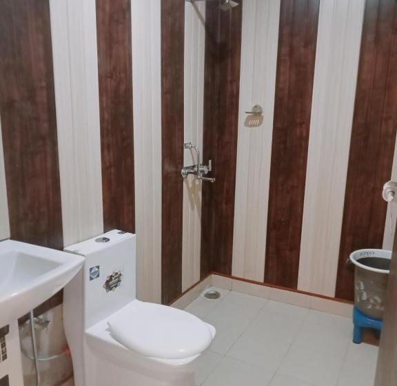 标准三人间, Sunshine Hill Resorts