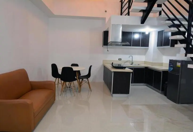 バルコニー付きスタンダードステューディオ, Balai Condominiums